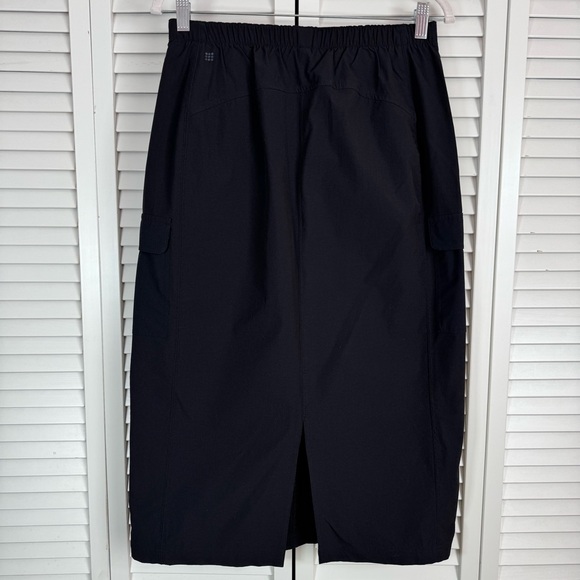 Title Nine Limitless Cargo Midi Black Skirt Outdoor Travel Size Medium - Picture 5 of 11
